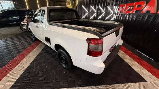 CHEVROLET-MONTANA-2012