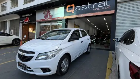 CHEVROLET-ONIX-1.0 MPFI LS 8V FLEX 4P MANUAL CHEVROLET-ONIX-2015