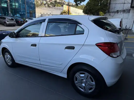 CHEVROLET-ONIX-1.0 MPFI LS 8V FLEX 4P MANUAL CHEVROLET-ONIX-2015