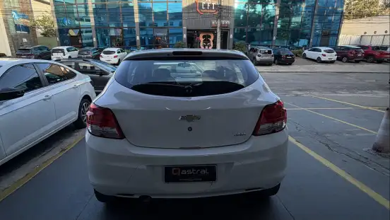 CHEVROLET-ONIX-1.0 MPFI LS 8V FLEX 4P MANUAL CHEVROLET-ONIX-2015