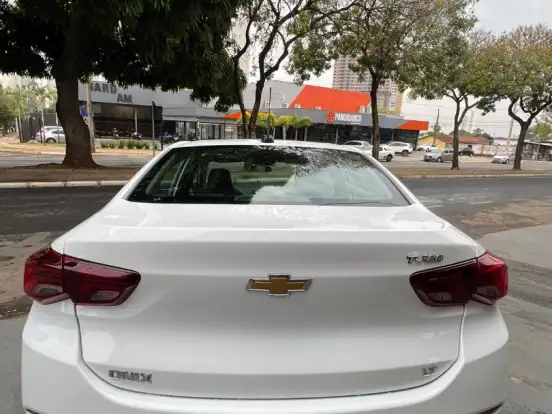CHEVROLET-ONIX-1.0 TURBO FLEX PLUS LT MANUAL CHEVROLET-ONIX-2024
