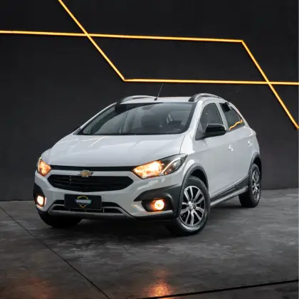 CHEVROLET ONIX 1.4 MPFI ACTIV 8V FLEX 4P AUTOMÁTICO