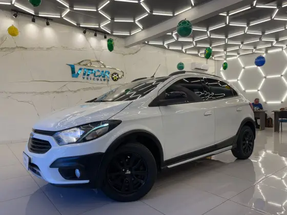 CHEVROLET ONIX 1.4 MPFI ACTIV 8V FLEX 4P AUTOMÁTICO