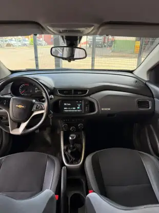 CHEVROLET-ONIX-2018