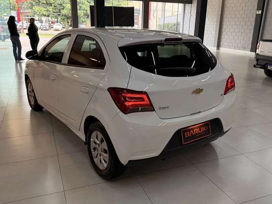 CHEVROLET-ONIX-1.0 MPFI LT 8V FLEX 4P MANUAL CHEVROLET-ONIX-2018