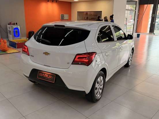 CHEVROLET-ONIX-1.0 MPFI LT 8V FLEX 4P MANUAL CHEVROLET-ONIX-2018