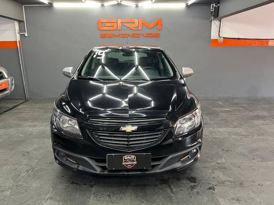 CHEVROLET ONIX 1.0 MPFI SELEÇÃO 8V FLEX 4P MANUAL