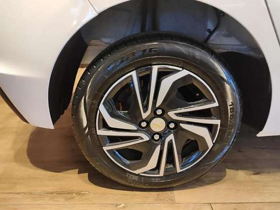 CHEVROLET-ONIX-2024
