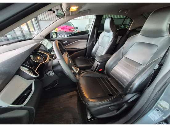 CHEVROLET-ONIX-2020