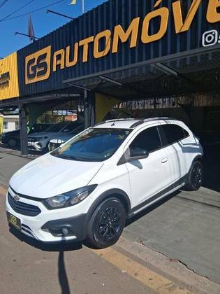 CHEVROLET ONIX 1.4 MPFI ACTIV 8V FLEX 4P AUTOMÁTICO