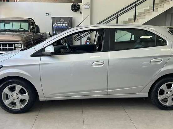 CHEVROLET-ONIX-1.4 MPFI LT 8V FLEX 4P AUTOMÁTICO CHEVROLET-ONIX-2018