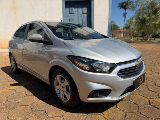 CHEVROLET ONIX 1.4 MPFI LT 8V FLEX 4P MANUAL