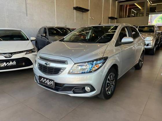 CHEVROLET ONIX 1.4 MPFI LTZ 8V FLEX 4P AUTOMÁTICO