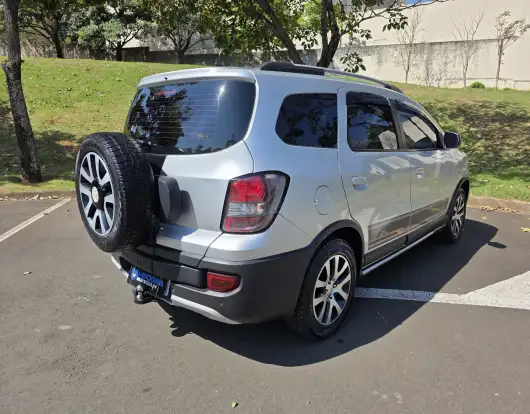 CHEVROLET-SPIN-2017