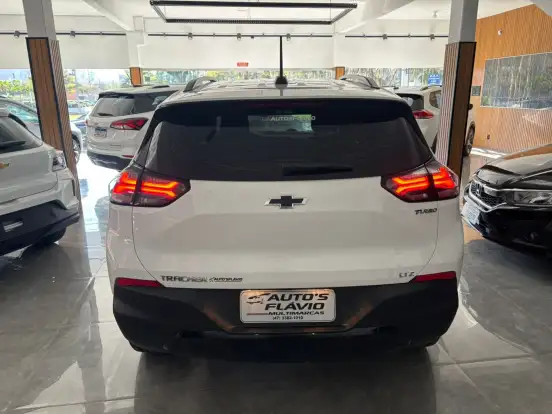 CHEVROLET-TRACKER-2025