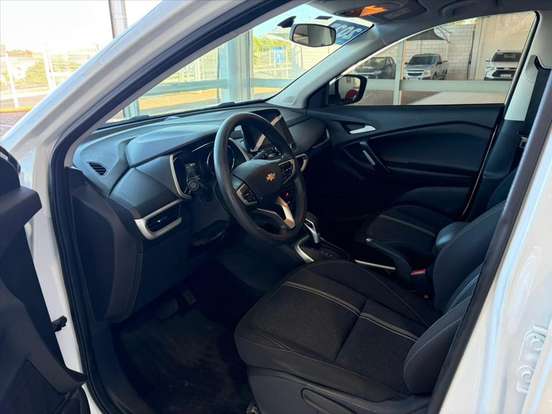 CHEVROLET-TRACKER-2022