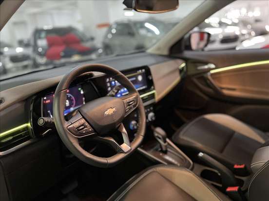CHEVROLET-TRACKER-2025