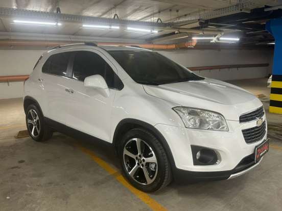 CHEVROLET-TRACKER-2015