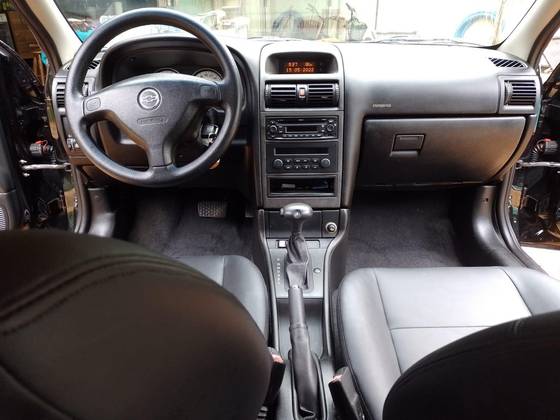 CHEVROLET ASTRA 2.0 MPFI ADVANTAGE SEDAN 8V FLEX 4P AUTOMÁTICO