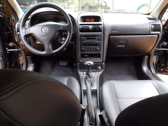 CHEVROLET-ASTRA-2.0 MPFI ADVANTAGE SEDAN 8V FLEX 4P AUTOMÁTICO CHEVROLET-ASTRA-2011