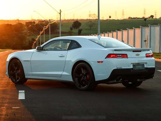 CHEVROLET-CAMARO-6.2 V8 GASOLINA SS AUTOMÁTICO CHEVROLET-CAMARO-2013