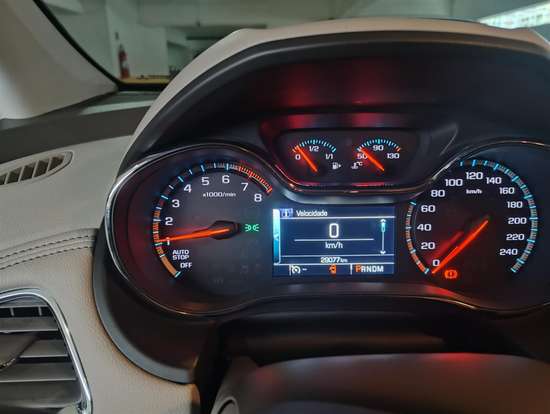 CHEVROLET-CRUZE-2018