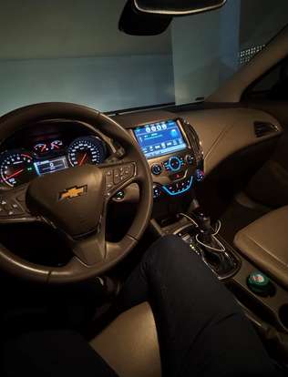 CHEVROLET-CRUZE-2017
