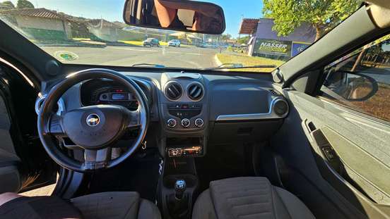 CHEVROLET-MONTANA-2010