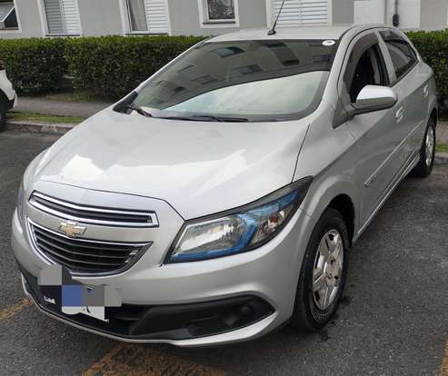CHEVROLET-ONIX-2013