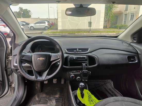 CHEVROLET-ONIX-2013