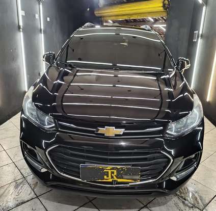 CHEVROLET-TRACKER-2018