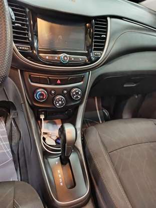 CHEVROLET-TRACKER-2018