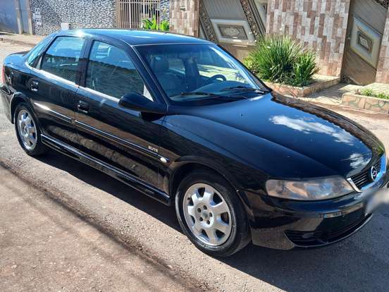 CHEVROLET-VECTRA-2.2 MPFI ELITE 16V GASOLINA 4P AUTOMÁTICO CHEVROLET-VECTRA-2005