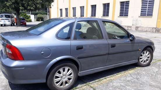 CHEVROLET-VECTRA-2000