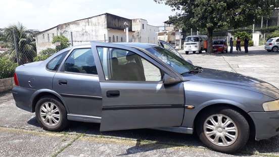 CHEVROLET-VECTRA-2000