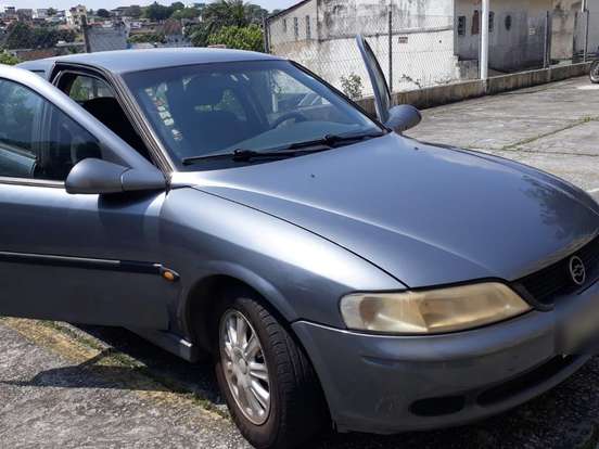 CHEVROLET-VECTRA-2.2 SFI GLS 16V GASOLINA 4P AUTOMÁTICO CHEVROLET-VECTRA-2000