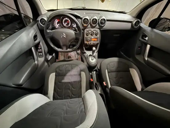 CITROËN-C3-1.6 TENDANCE 16V FLEX 4P AUTOMÁTICO CITROËN-C3-2014