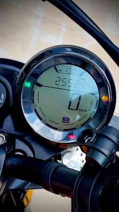 DUCATI-SCRAMBLER CLASSIC-2016
