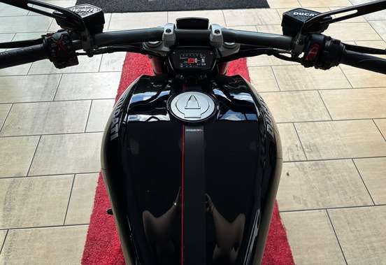 DUCATI-XDIAVEL S-2021