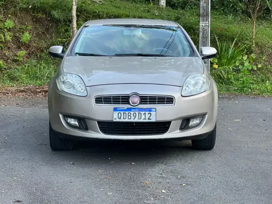 FIAT-BRAVO-1.8 ESSENCE 16V FLEX 4P AUTOMATIZADO FIAT-BRAVO-2014