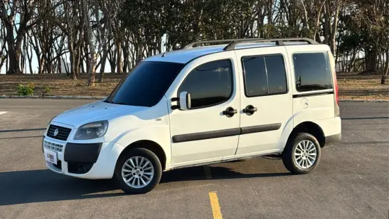 FIAT DOBLÒ 1.4 MPI ATTRACTIVE 8V FLEX 4P MANUAL