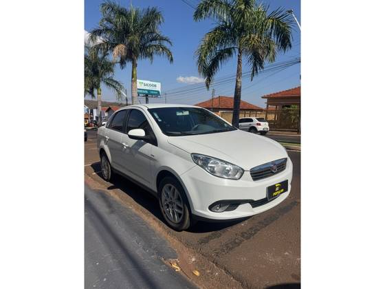 FIAT GRAND SIENA 1.6 MPI ESSENCE 16V FLEX 4P AUTOMATIZADO