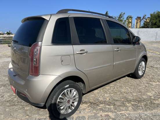 FIAT-IDEA-1.4 MPI ATTRACTIVE 8V FLEX 4P MANUAL FIAT-IDEA-2010