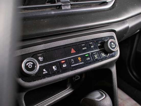 FIAT-PULSE-1.0 TURBO 200 FLEX DRIVE CVT FIAT-PULSE-2021