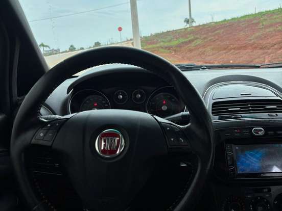 FIAT-PUNTO-1.8 BLACKMOTION 16V FLEX 4P MANUAL FIAT-PUNTO-2013