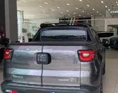 FIAT TORO 1.3 TURBO 270 FLEX FREEDOM AT6 FIAT TORO 1.3 TURBO 270 FLEX FREEDOM AT6