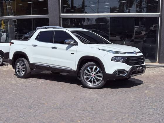 FIAT TORO 2.0 16V TURBO DIESEL RANCH 4WD AT9