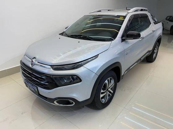FIAT TORO 2.0 16V TURBO DIESEL VOLCANO 4WD AT9