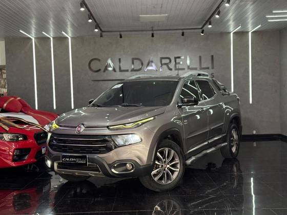 FIAT TORO 2.0 16V TURBO DIESEL VOLCANO 4WD AT9