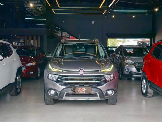 FIAT TORO 2.0 16V TURBO DIESEL VOLCANO 4WD AT9